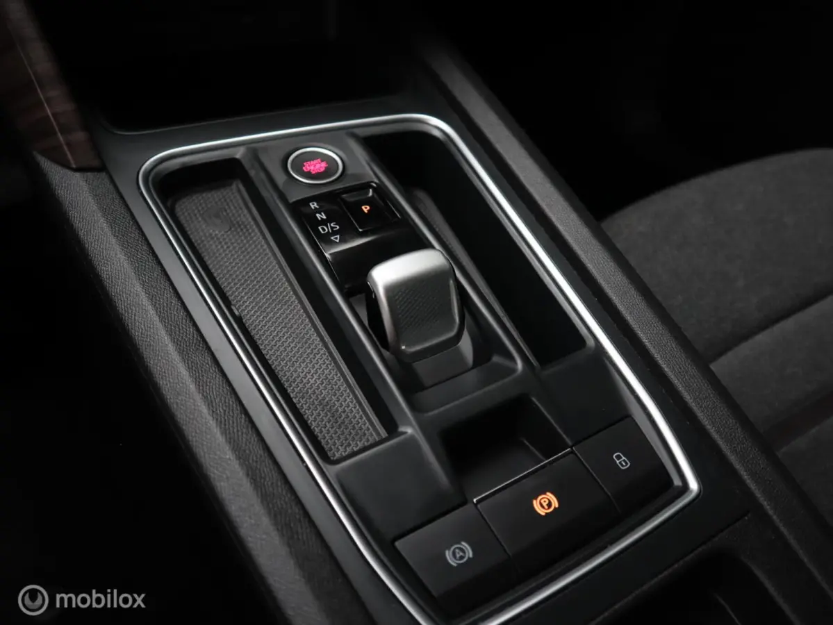 1.4 TSI 204PK eHybrid PHEV DSG/AUTOMAAT FR xCellence Navi|Digi Cockpit|Stoel&Stuurverw|17"LMV|Chroom|Navi|DonkerGlas|Carplay