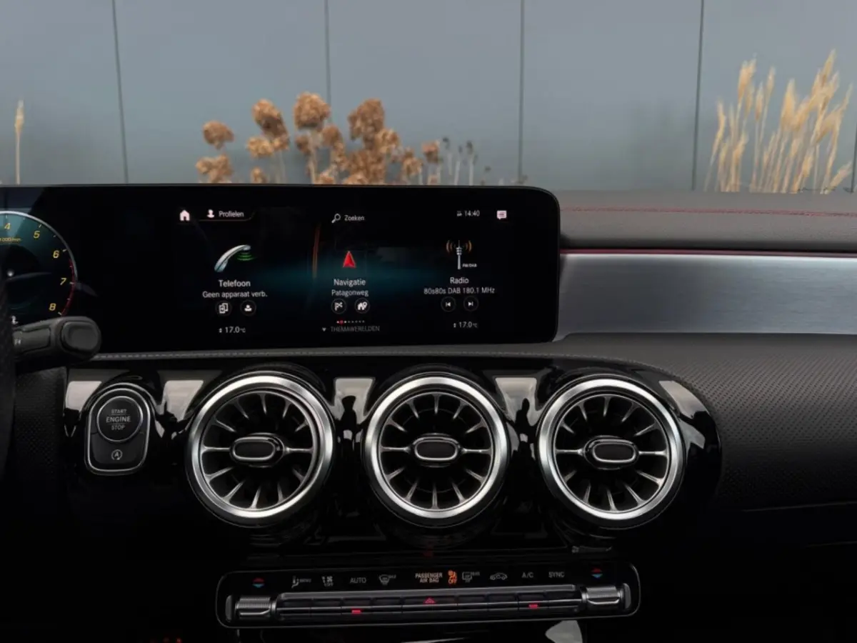 180 AMG Night Edition | AMG | Pano | Ambilight | Memory