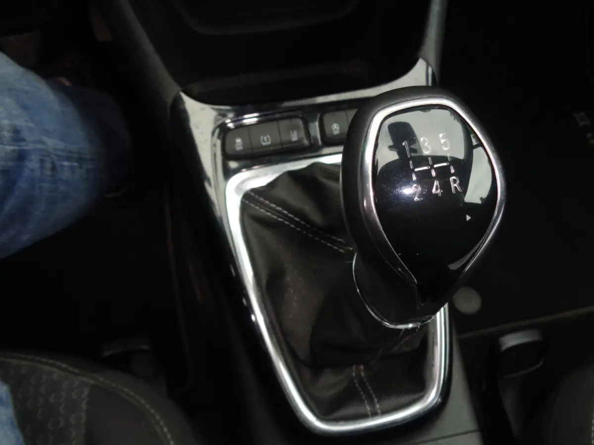1.2 Turbo Online Edition airco, cruise controle, android/carplay