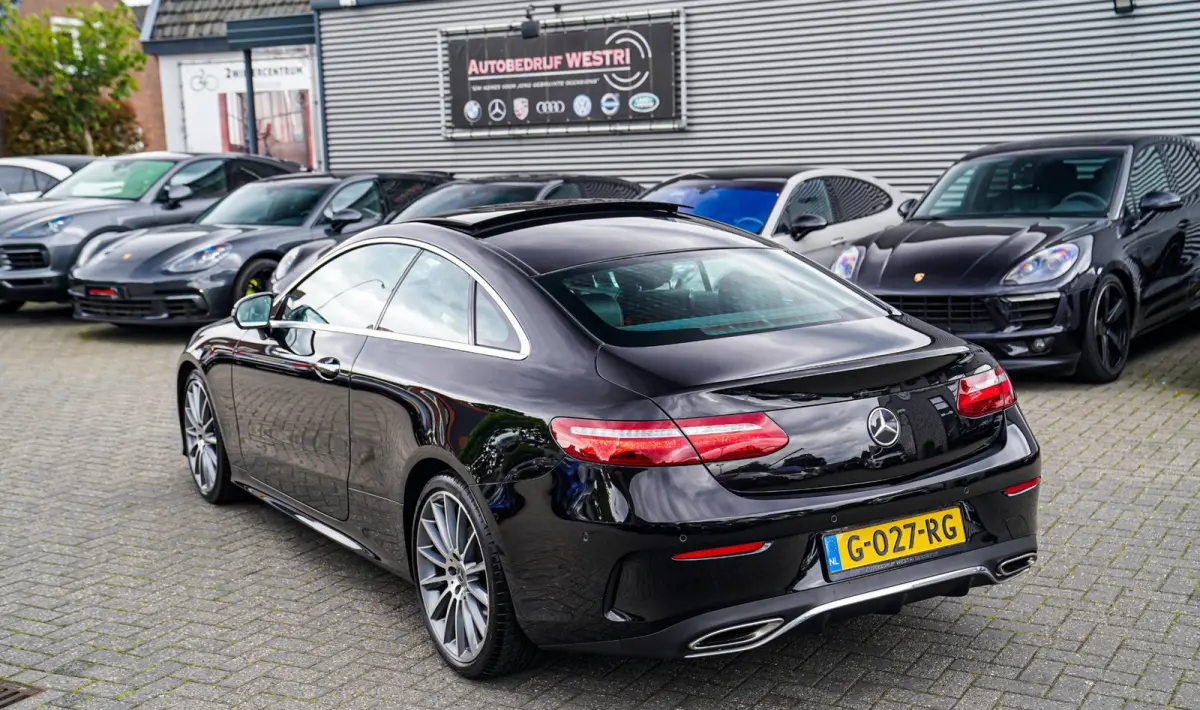 200 Premium Plus | 360 Camera | Elektrische verstelbare voorstoelen | Burmester | Memory