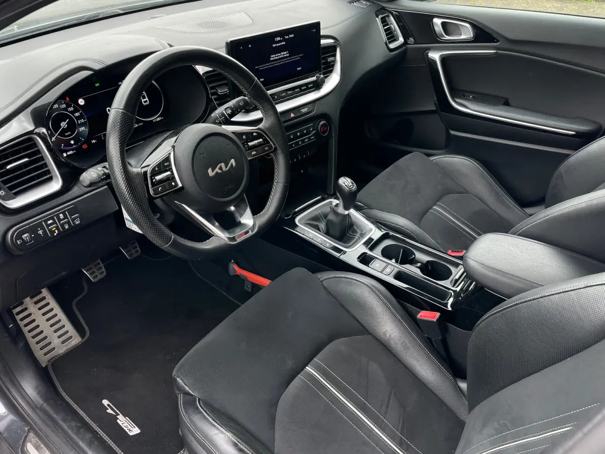 1.5 T-GDI GT-Line 1E EIG ORG NL DEALEROND|CAMERA|VIRTUAL.COCKPIT|STOEL+STUURVRM|BLINSDPOT|LANE.ASSIST|CRUISE.CONTROL|