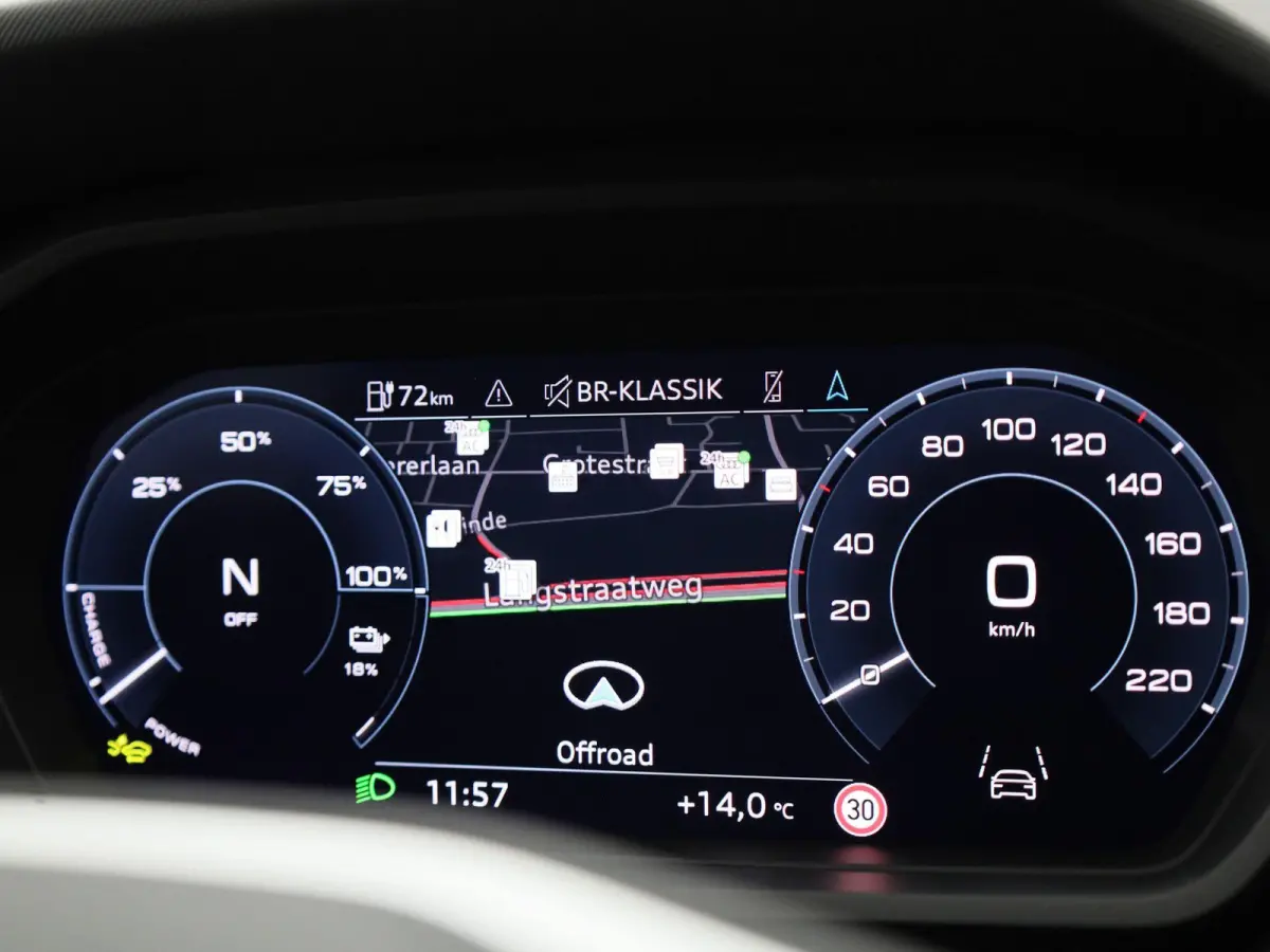 40 Edition 63 kWh l Climate control l Navigatie l Parkeersensoren l Privacy glas l Stoelverwarming l LED-koplampen l Audi sound system l Audi virtual cockpit l Lichtmetalen wielen