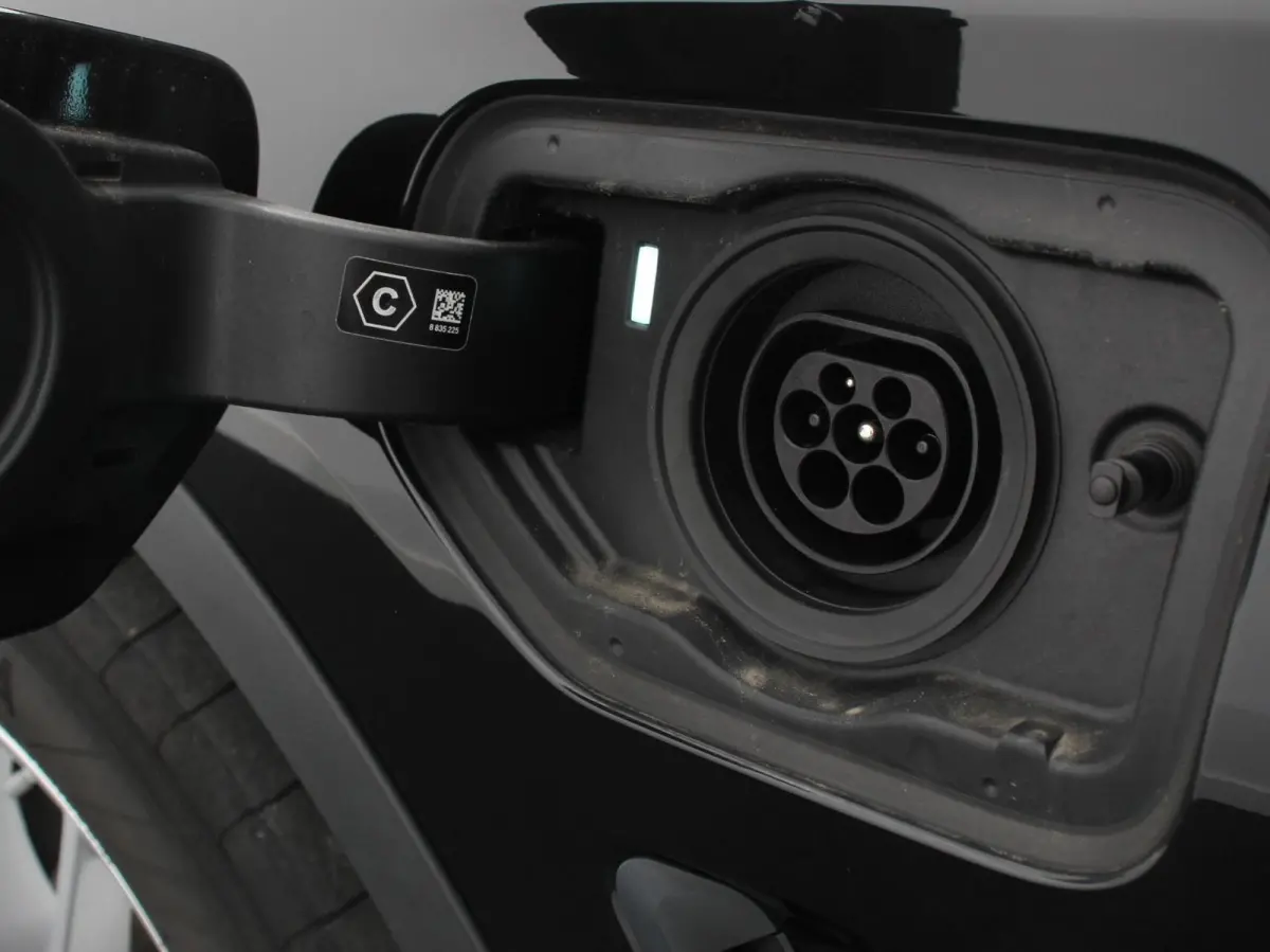 xDrive30e Plug in Hybride Advantage Automaat Navigatie Climate Control Adaptieve Cruise Control Head up display Led Dab Parkeer sensoren V+A Stoelverwarming Camera
