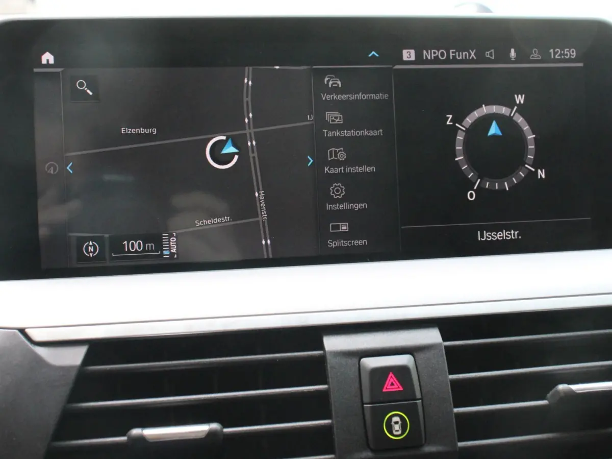 xDrive30e Plug in Hybride Advantage Automaat Navigatie Climate Control Adaptieve Cruise Control Head up display Led Dab Parkeer sensoren V+A Stoelverwarming Camera