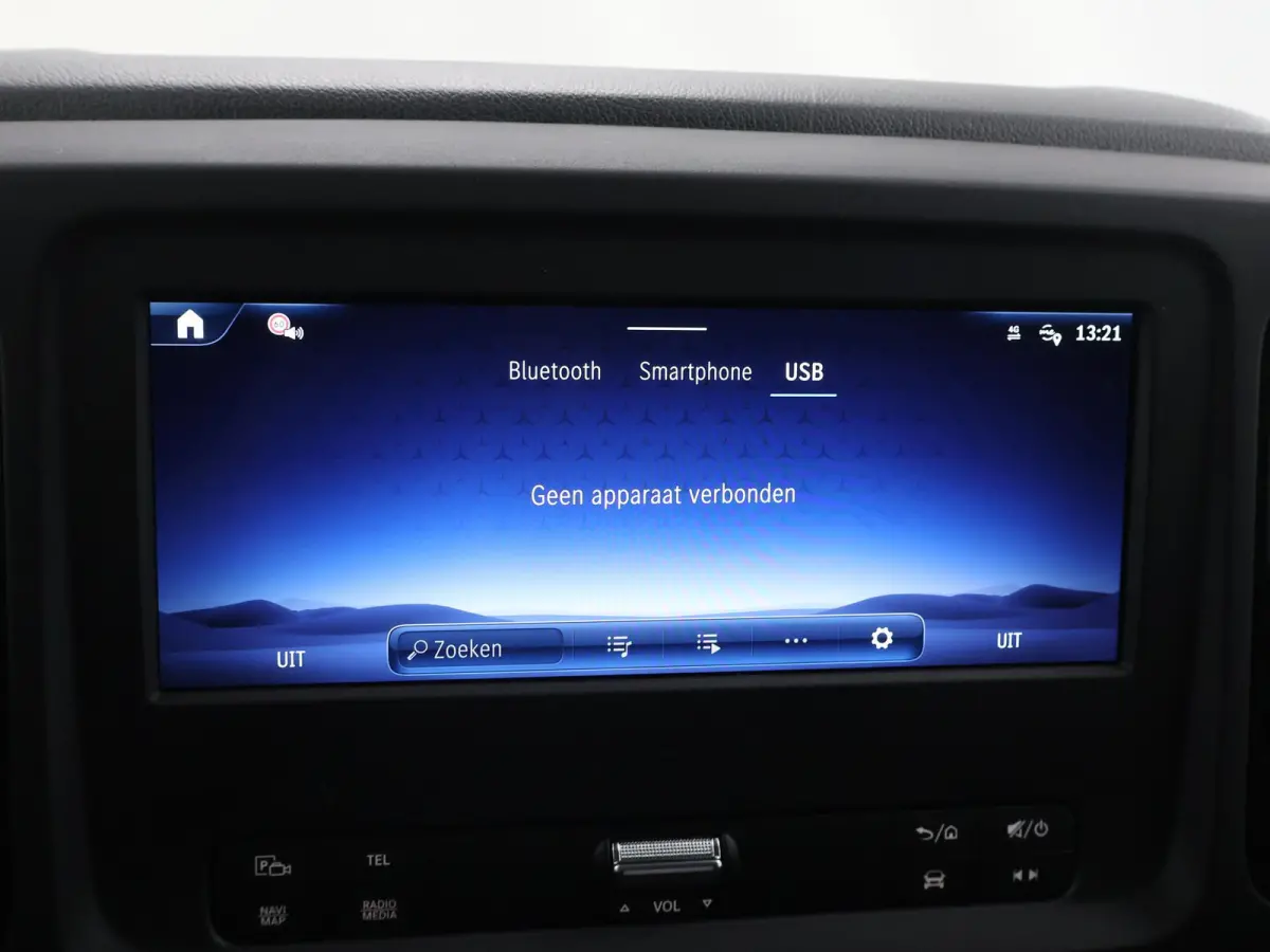 116 CDI Aut. | Lang L2 | Select | MODEL 2025 | Dodehoekassistent | LED koplampen | Cruise Control | Parkeercamera | Navigatie | DAB Radio | Verwarmd Stuurwiel | Lane-Assist | 3-zits | Achter