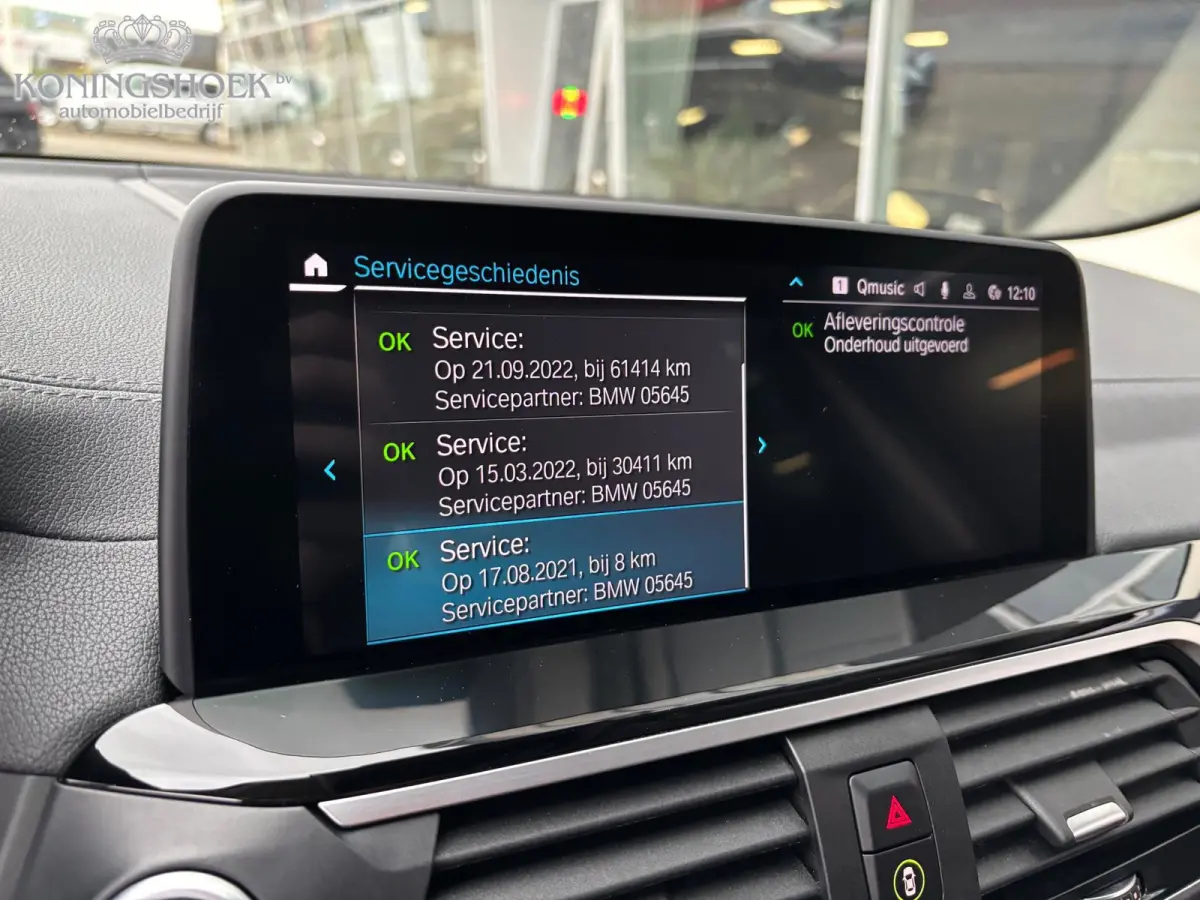 XDrive30e Luxury Line Executive