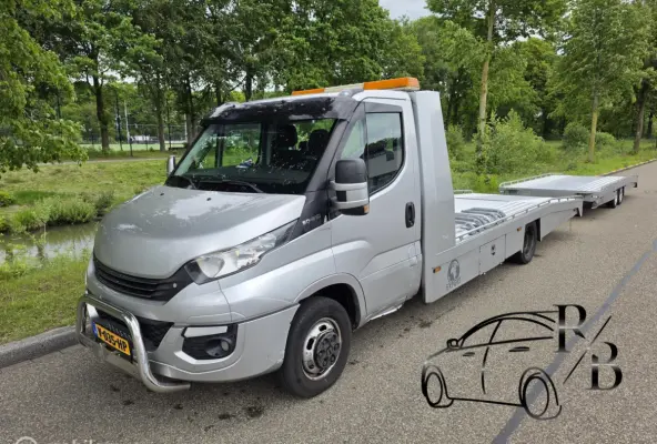 50C21 3.0 410 OPRIJWAGEN + TIJHOF AUTOAMBULANCE