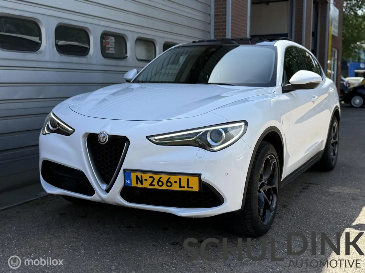 2.0 T AWD Super TREKHAAK|PANORAMADAK