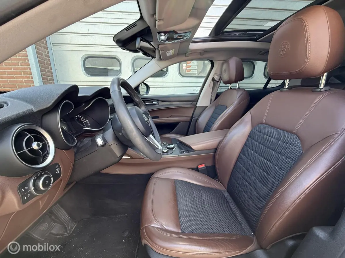 2.0 T AWD Super TREKHAAK|PANORAMADAK