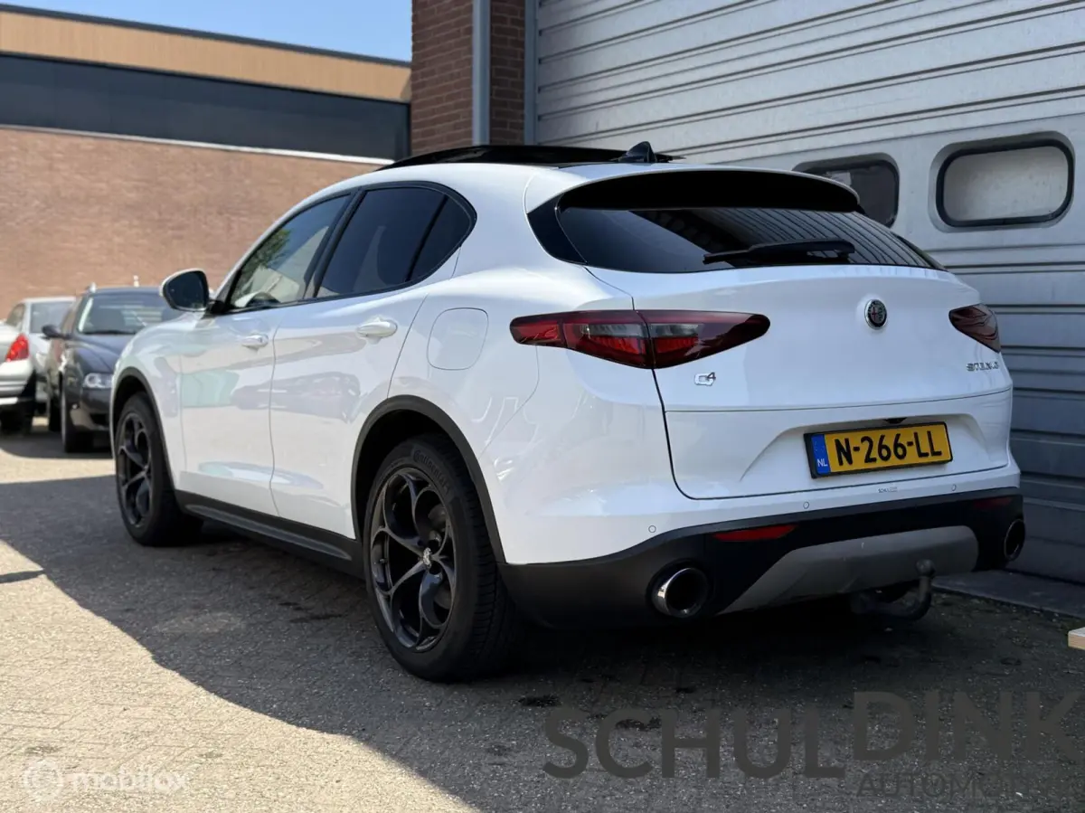 2.0 T AWD Super TREKHAAK|PANORAMADAK