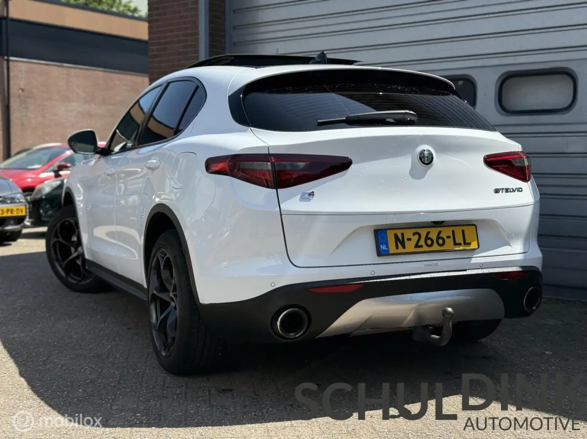 2.0 T AWD Super TREKHAAK|PANORAMADAK
