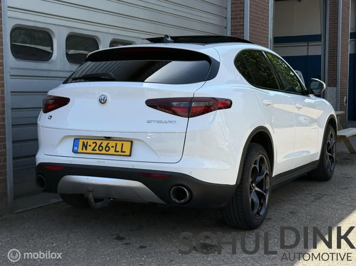 2.0 T AWD Super TREKHAAK|PANORAMADAK