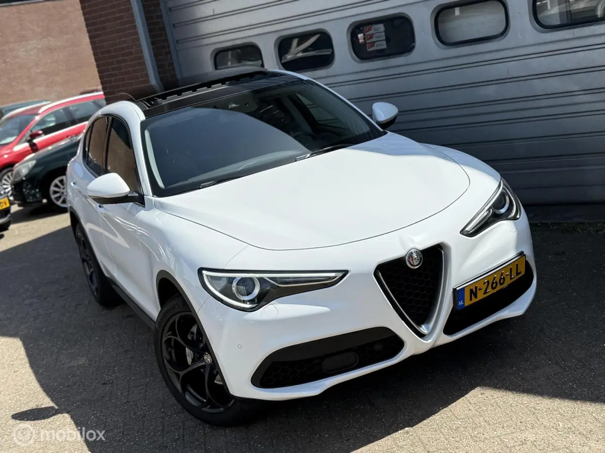 2.0 T AWD Super TREKHAAK|PANORAMADAK