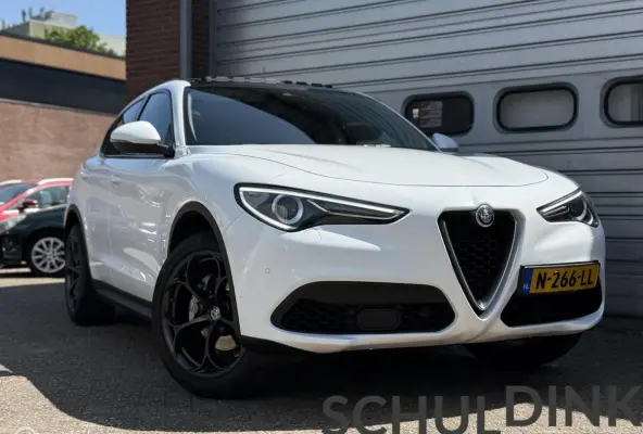 2.0 T AWD Super TREKHAAK|PANORAMADAK