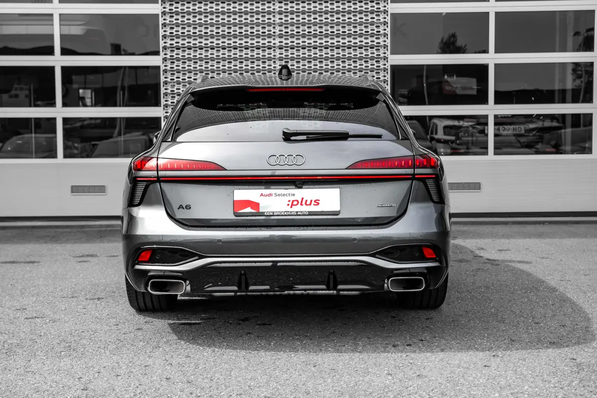 2.0 TFSI e-hybrid quattro 220 kW | Vierwielbesturing | 360 Camera | Trekhaak | 19" |