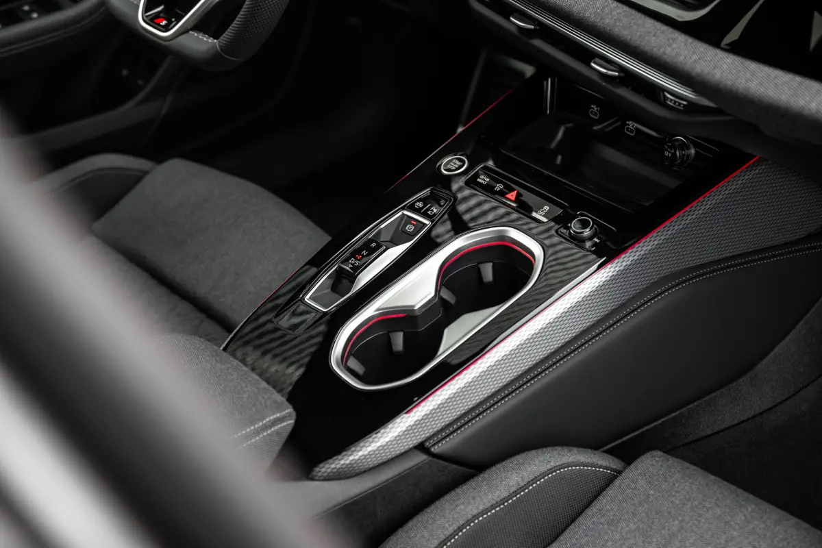 2.0 TFSI e-hybrid quattro 220 kW | Vierwielbesturing | 360 Camera | Trekhaak | 19" |