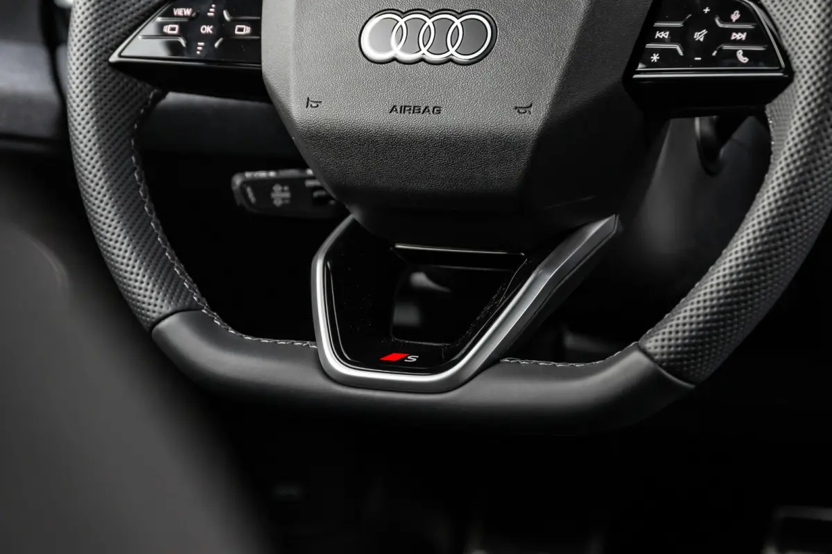 2.0 TFSI e-hybrid quattro 220 kW | Vierwielbesturing | 360 Camera | Trekhaak | 19" |