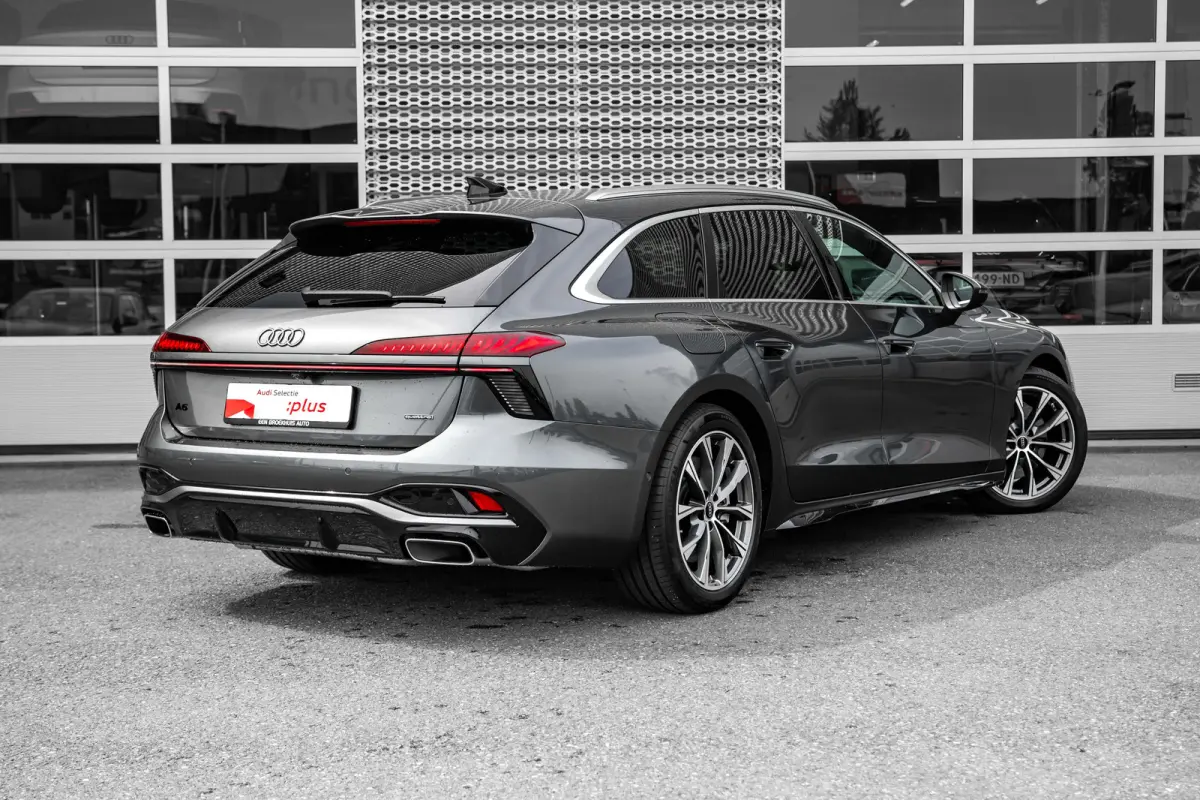 2.0 TFSI e-hybrid quattro 220 kW | Vierwielbesturing | 360 Camera | Trekhaak | 19" |