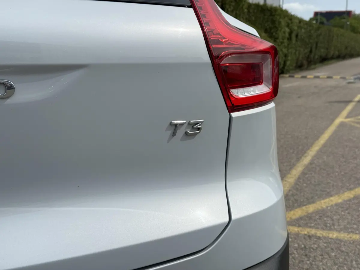 T3 Momentum Pro | Blis | Apple CarPlay | Bluetooth | Keyless