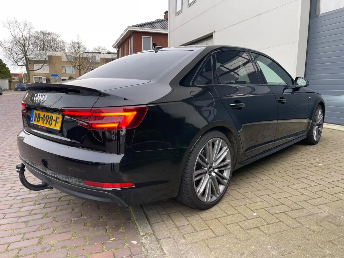 1.4 TFSI Sport S line black edition/Leder/Navi/Keyless entry-Go