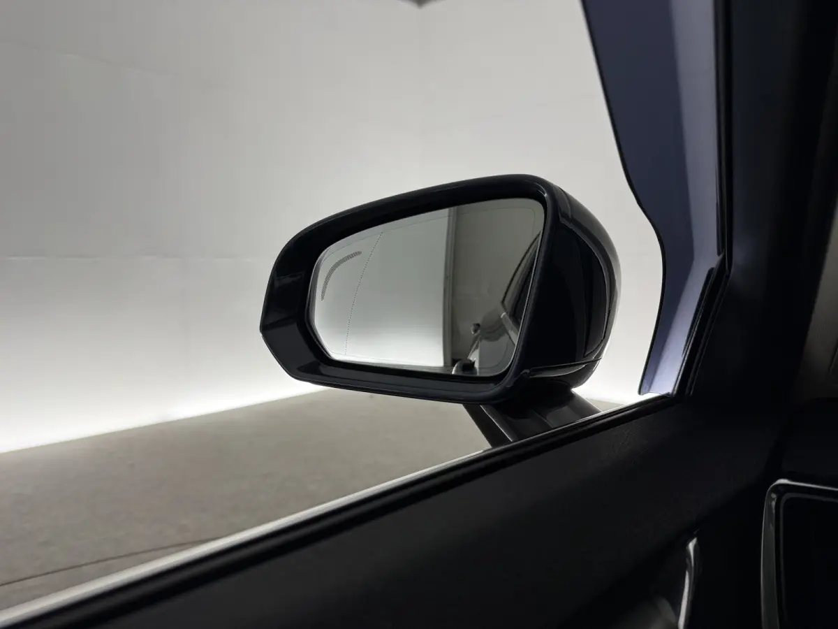 2.0 T5 90th Anniversary Edition | LPG | Virtual | Camera | Carplay | Trekhaak | Cruise | NAP