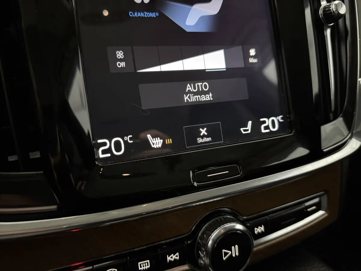 2.0 T5 90th Anniversary Edition | LPG | Virtual | Camera | Carplay | Trekhaak | Cruise | NAP