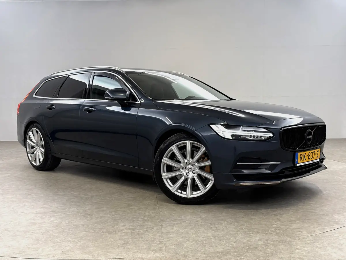 2.0 T5 90th Anniversary Edition | LPG | Virtual | Camera | Carplay | Trekhaak | Cruise | NAP