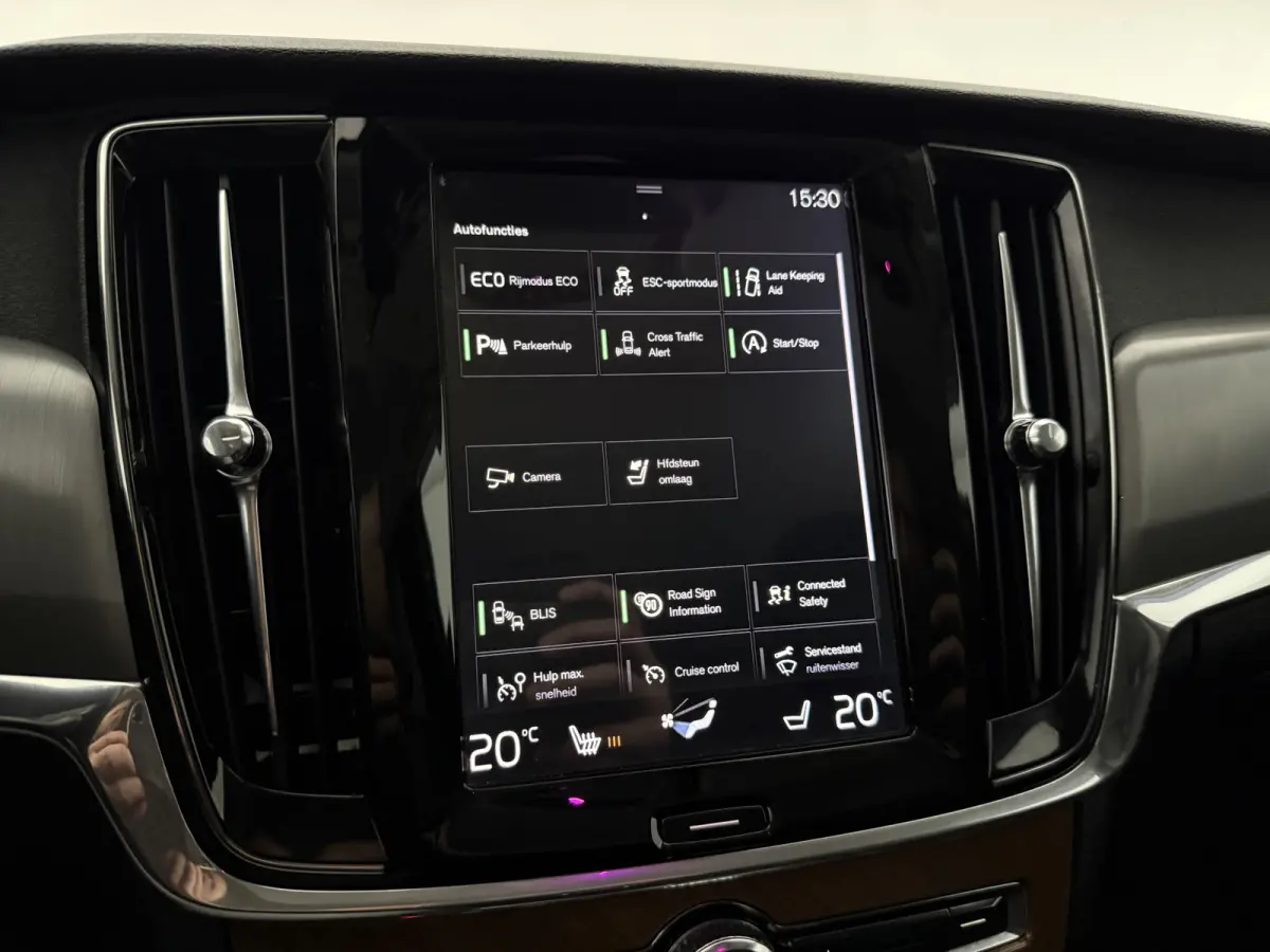 2.0 T5 90th Anniversary Edition | LPG | Virtual | Camera | Carplay | Trekhaak | Cruise | NAP