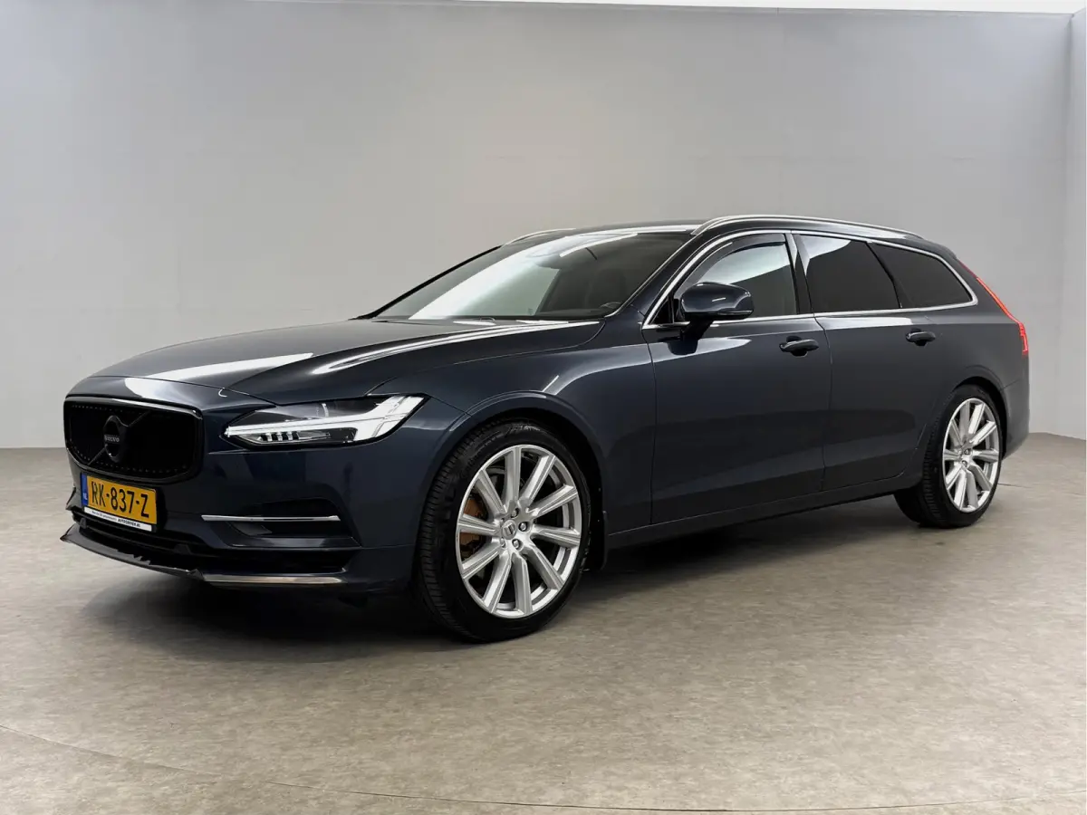 2.0 T5 90th Anniversary Edition | LPG | Virtual | Camera | Carplay | Trekhaak | Cruise | NAP