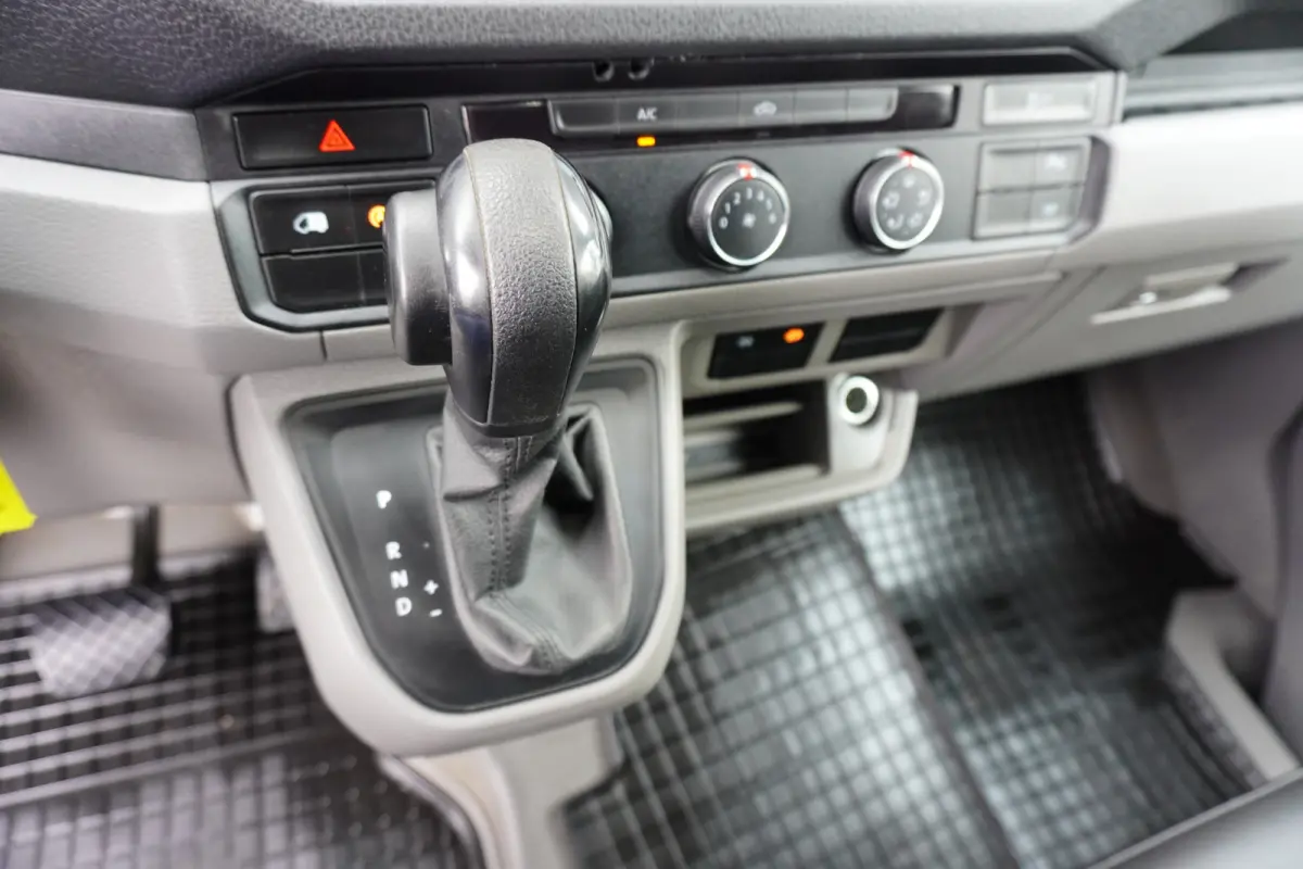 180pk Automaat L3H3/L2H2 Trekhaak Apple Carplay Camera Kasten inrichting Cruise control Standkachel