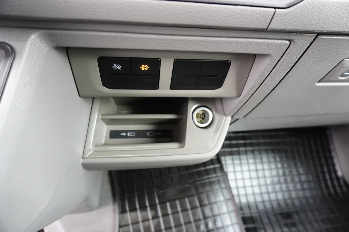 180pk Automaat L3H3/L2H2 Trekhaak Apple Carplay Camera Kasten inrichting Cruise control Standkachel