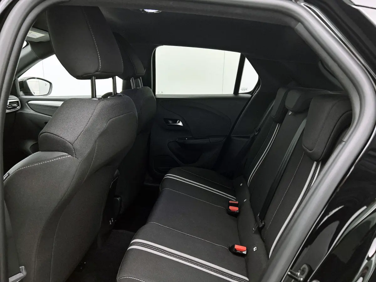 1.2 110pk Hybrid GS Automaat | Navigatie | Climate Control | Cruise Control | Camera | Dodehoekdetectie | LED | 16"LMV | Apple Carplay/Android Auto |