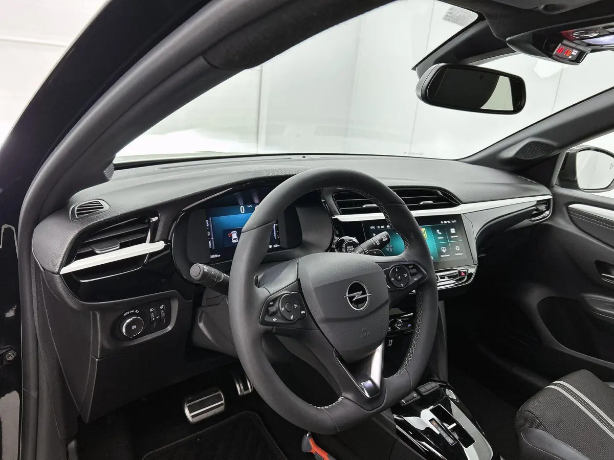 1.2 110pk Hybrid GS Automaat | Navigatie | Climate Control | Cruise Control | Camera | Dodehoekdetectie | LED | 16"LMV | Apple Carplay/Android Auto |