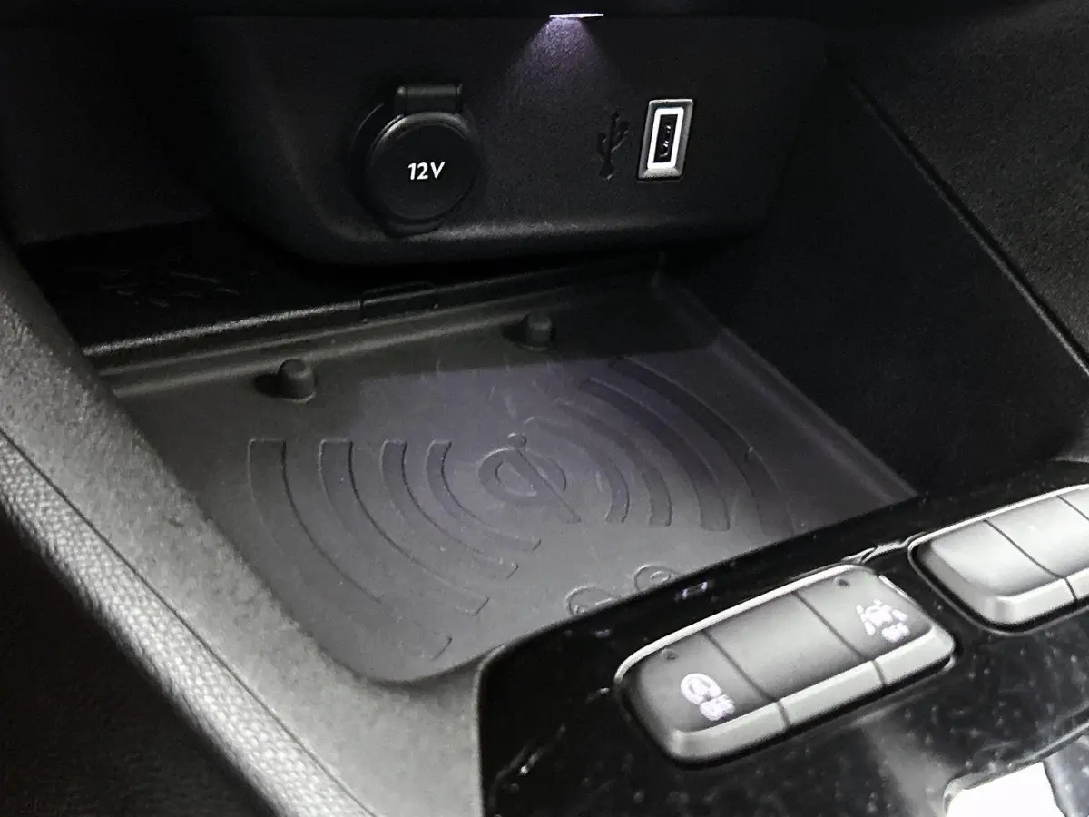 1.2 110pk Hybrid GS Automaat | Navigatie | Climate Control | Cruise Control | Camera | Dodehoekdetectie | LED | 16"LMV | Apple Carplay/Android Auto |
