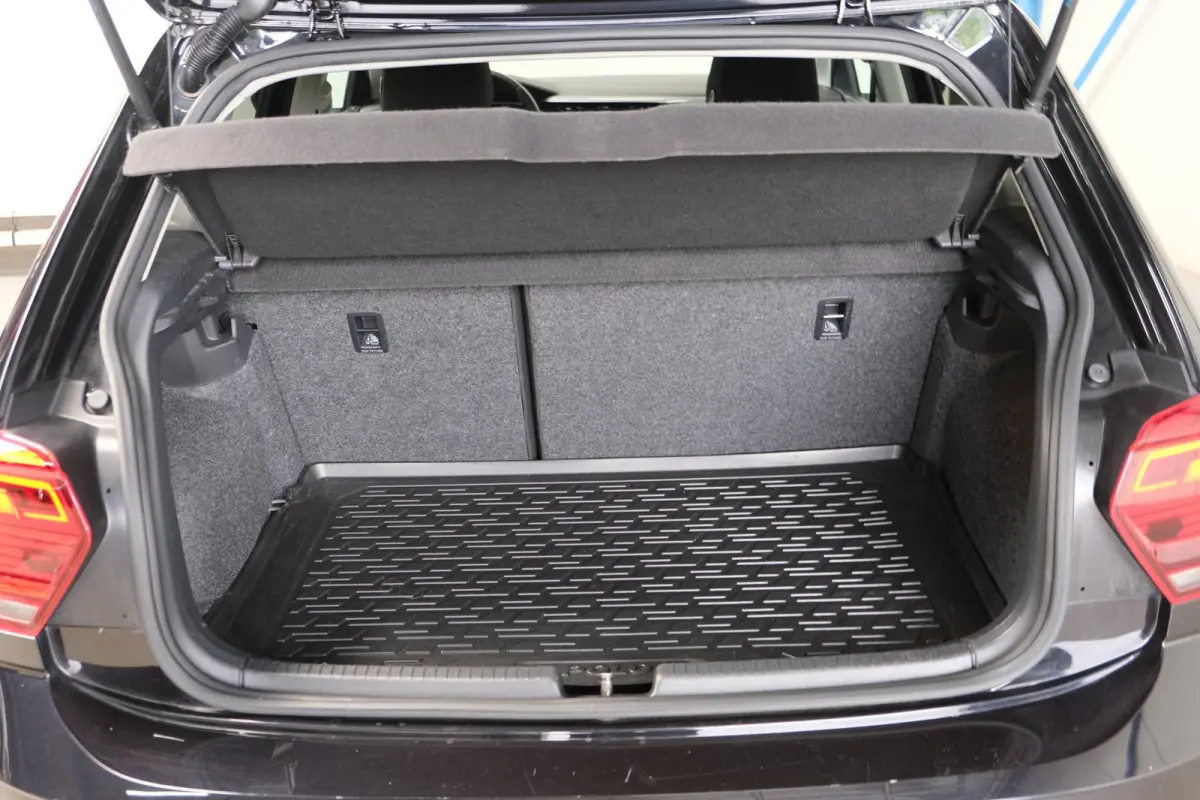 1.0 TSI Highline Business R-Line Automaat - N.A.P. Airco, Cruise, PDC, Carplay, Navi.