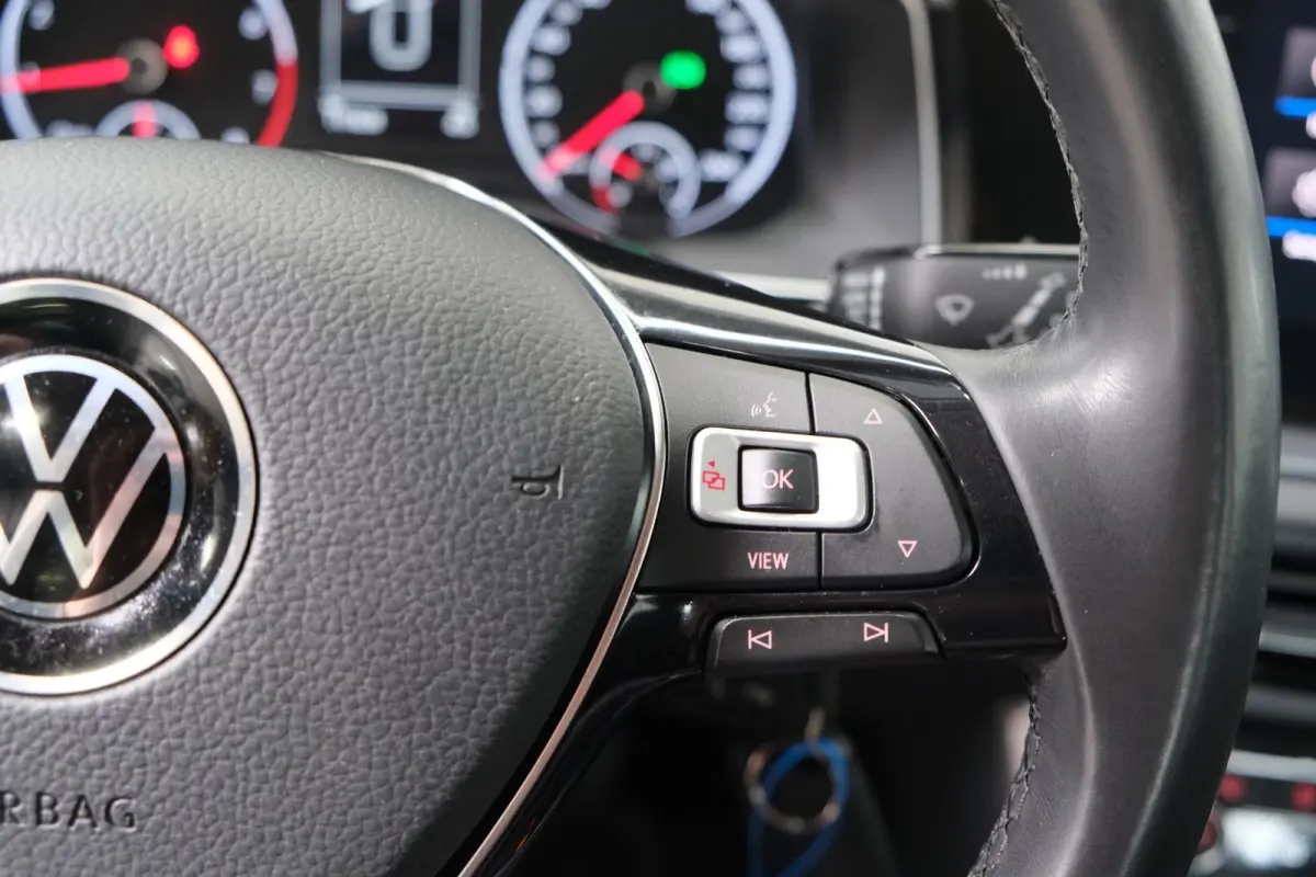 1.0 TSI Highline Business R-Line Automaat - N.A.P. Airco, Cruise, PDC, Carplay, Navi.