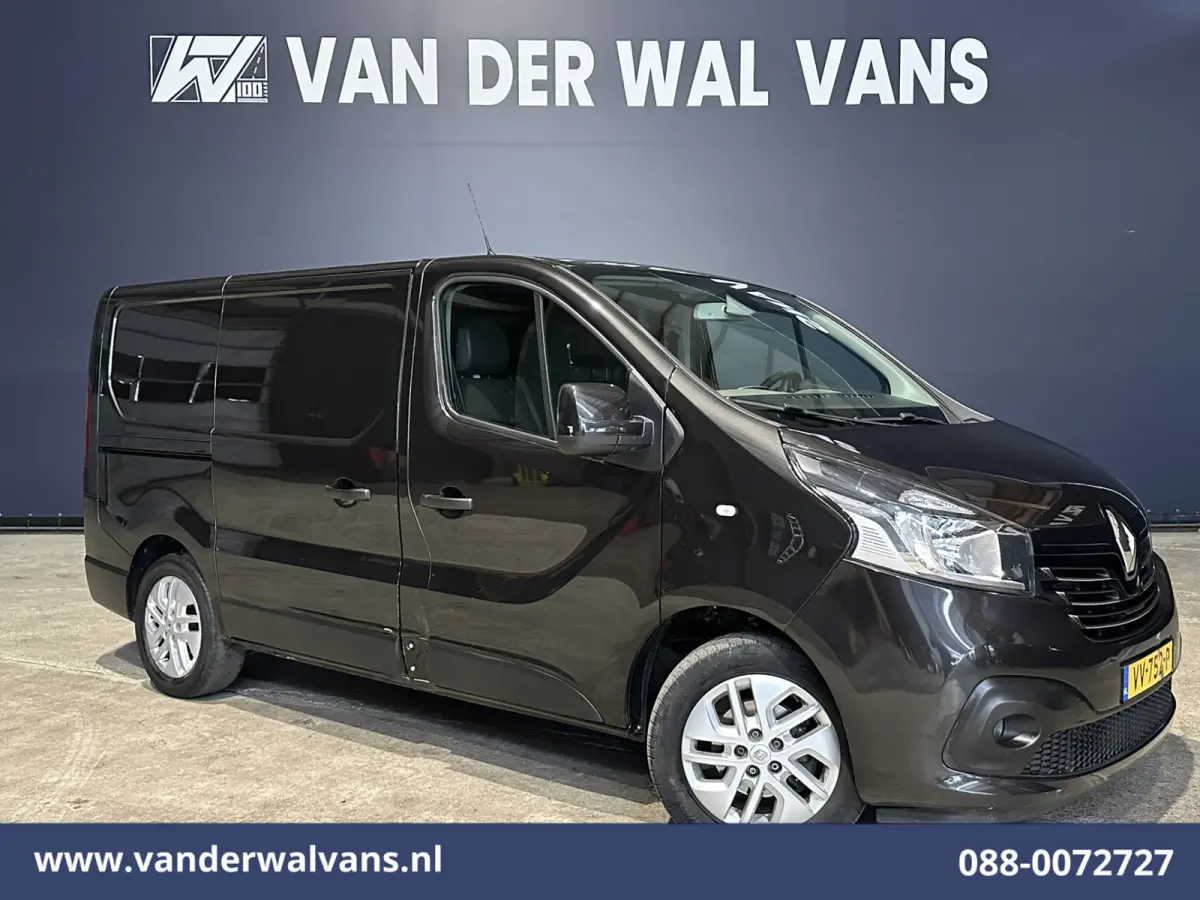 1.6 dCi 120pk L1H1 Airco | Navigatie | Camera | LM Velgen | Trekhaak Cruisecontrol, Parkeersensoren, Bijrijdersbank, Achterklep