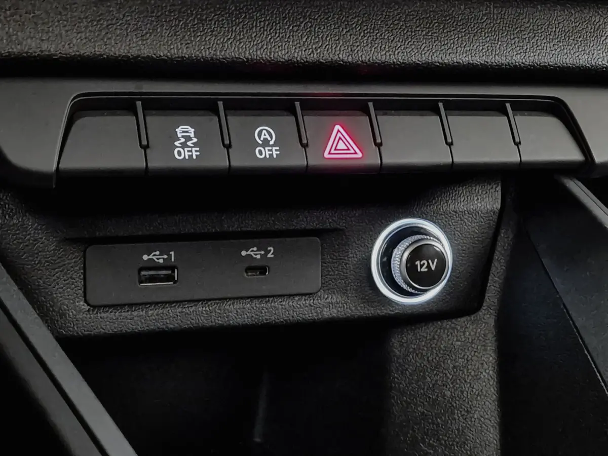 ABT Edition One S Matrix, Virtual Cockpit, Navi, Leder, Carbon