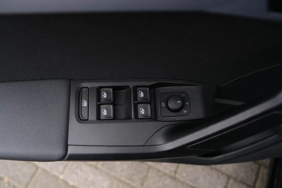 1.0 FR DSG 110PK Facelift Pano Navi Led Camera