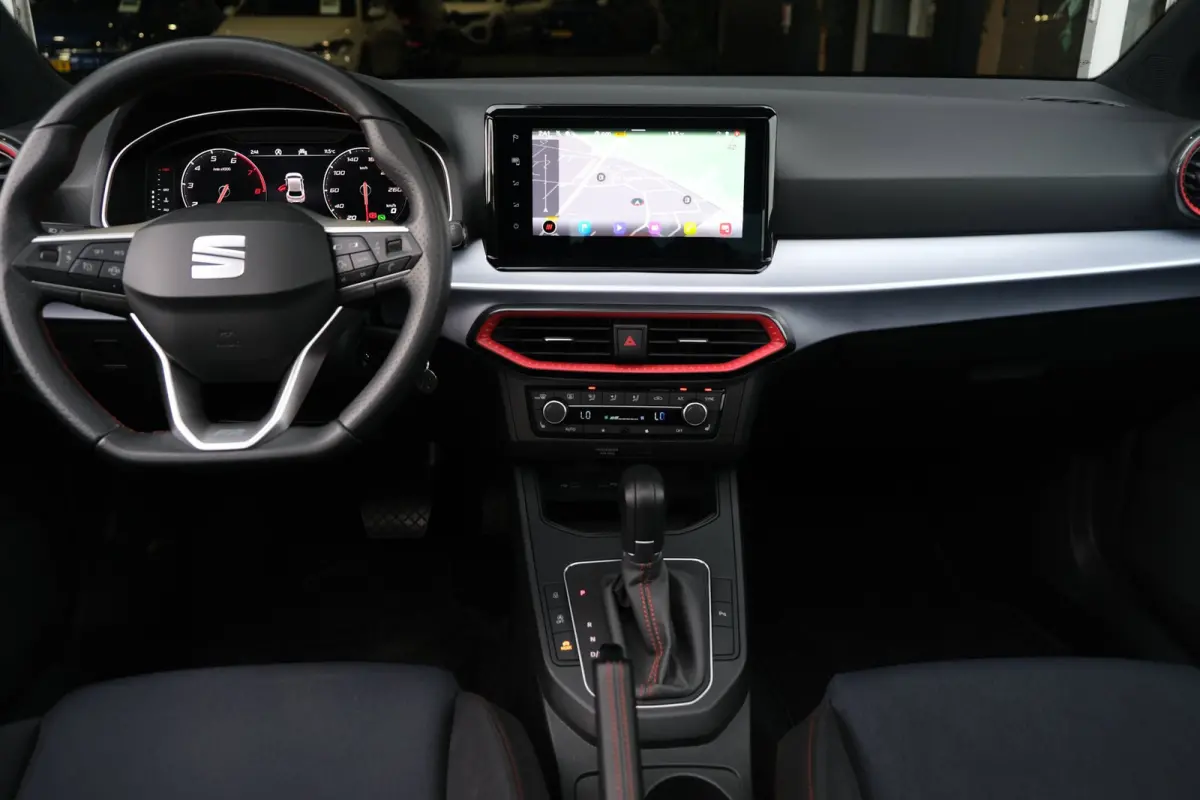 1.0 FR DSG 110PK Facelift Pano Navi Led Camera