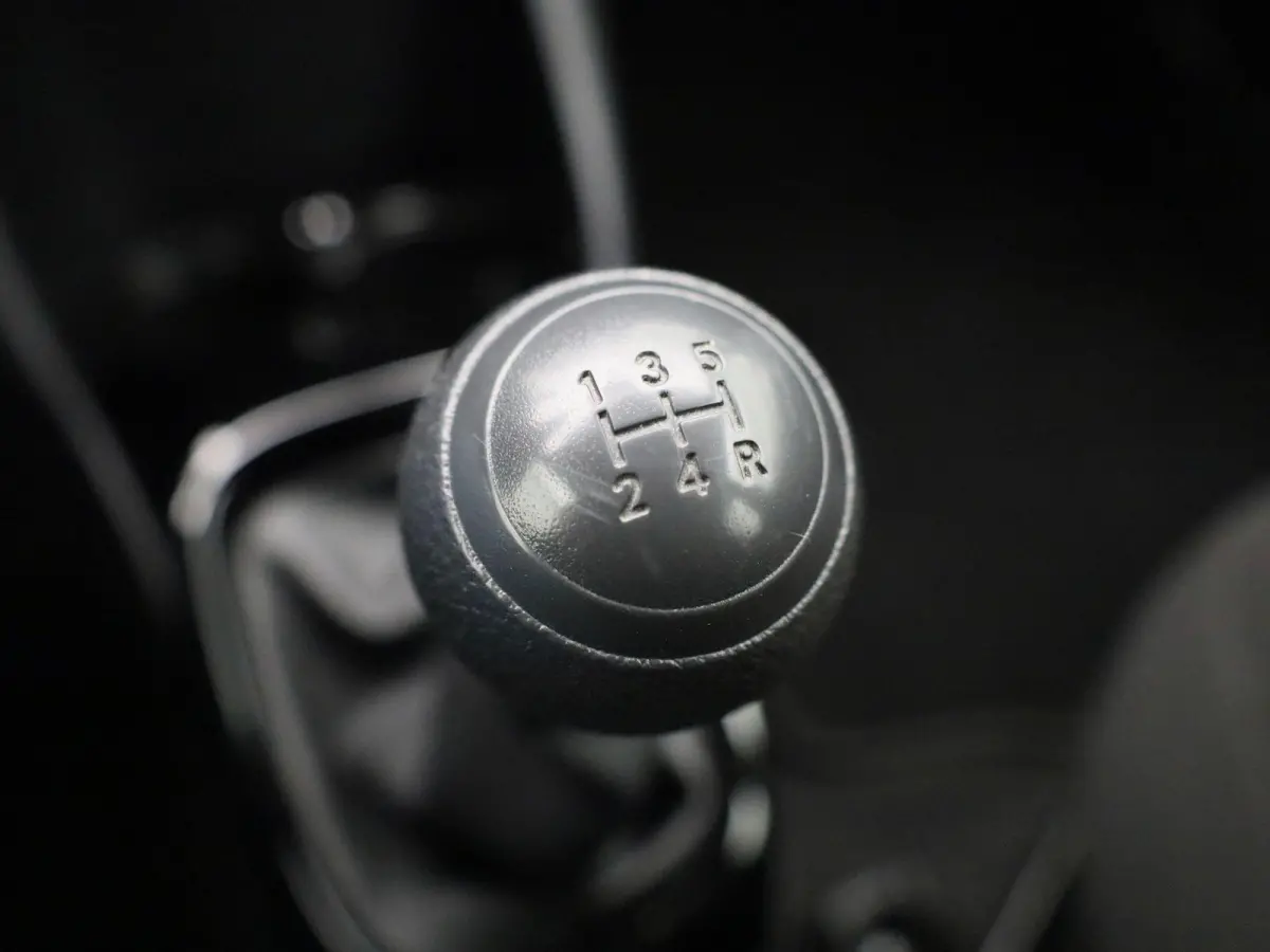 1.0 VTi Feel | AIRCO | BLUETOOTH | ELEKTRISCHE RAMEN |