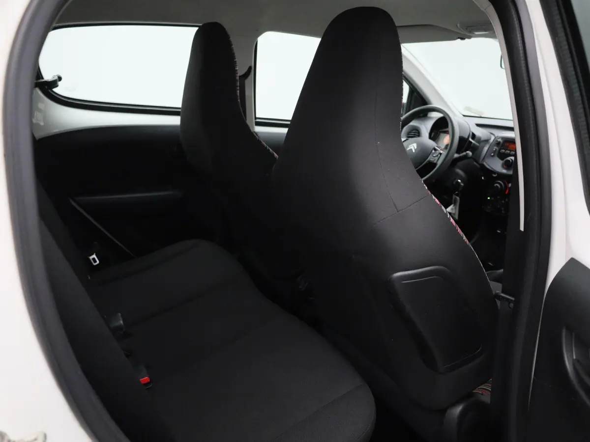 1.0 VTi Feel | AIRCO | BLUETOOTH | ELEKTRISCHE RAMEN |