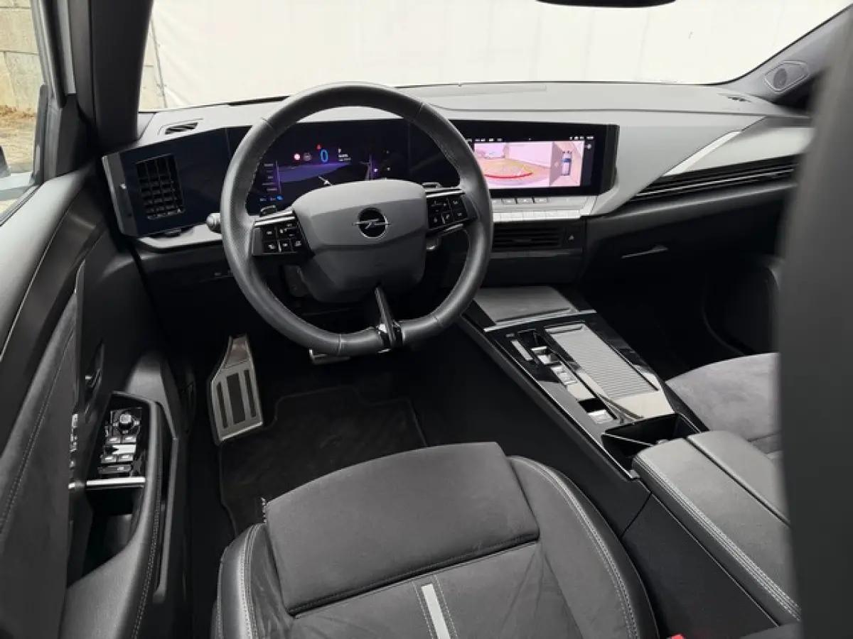 1.6 Turbo Plug In Hybrid GSe met Navi/360-Camera, Memory-stoelen, Dodehoek