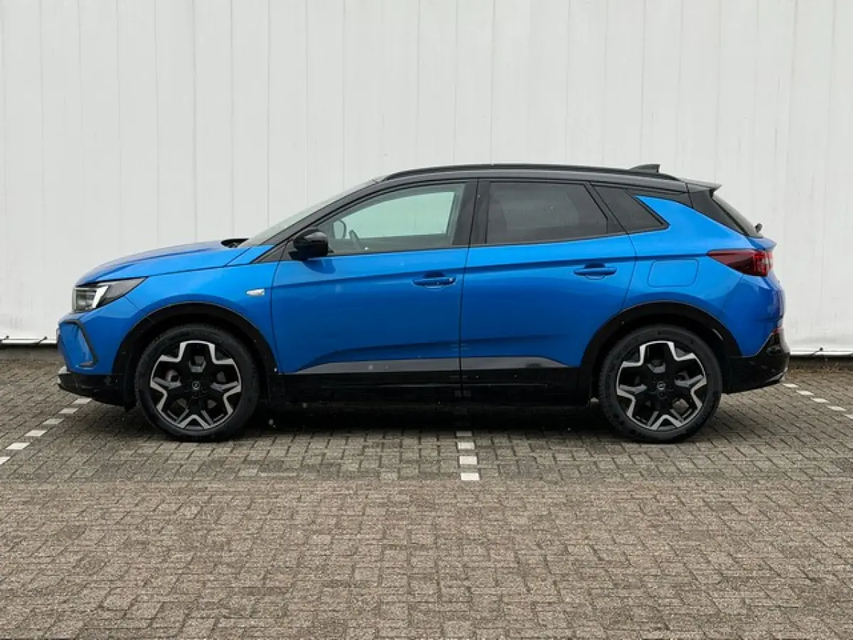 1.6 Turbo Plug-In Hybrid GS Line met Navi/Camera, Winterpakket, AGR, Adap.Cruise, Elektrische Klep