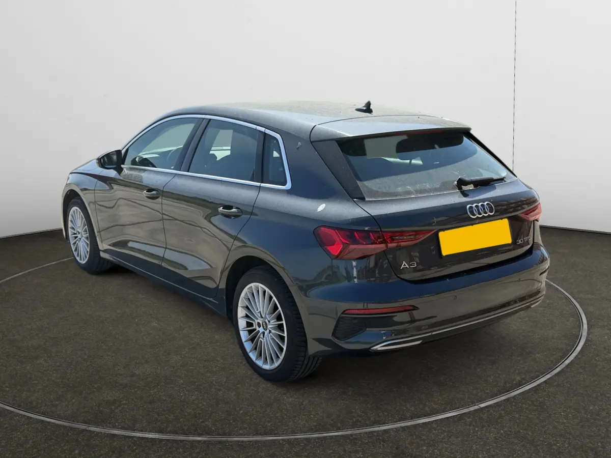 30 TFSI Business edition Carplay, Android Auto, Led Matrix, Sport Interieur, Privacy Glass
