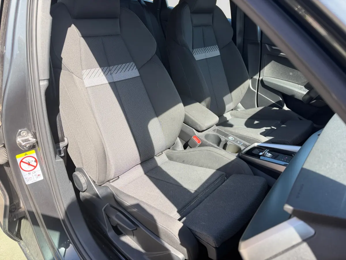 30 TFSI Business edition Carplay, Android Auto, Led Matrix, Sport Interieur, Privacy Glass