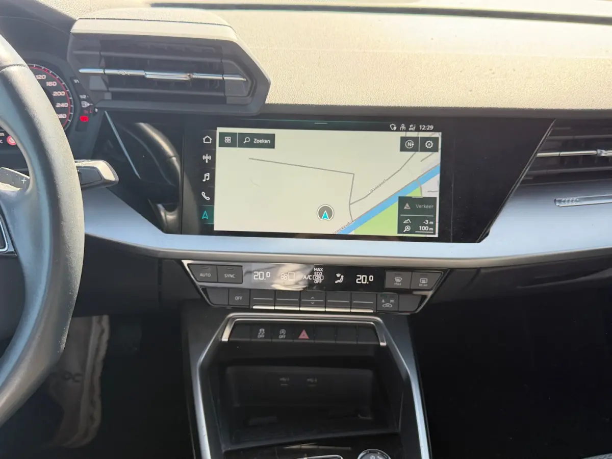 30 TFSI Business edition Carplay, Android Auto, Led Matrix, Sport Interieur, Privacy Glass