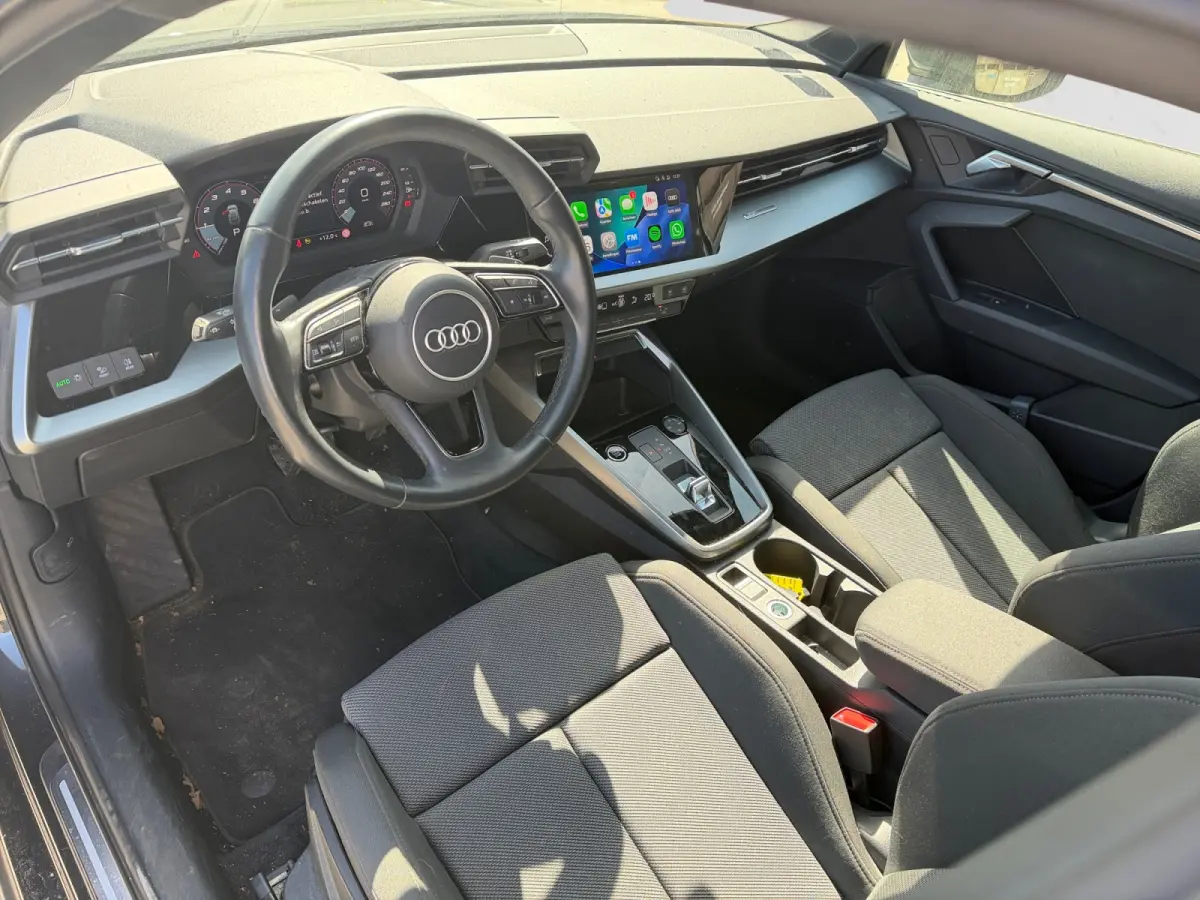 30 TFSI Business edition Carplay, Android Auto, Led Matrix, Sport Interieur, Privacy Glass