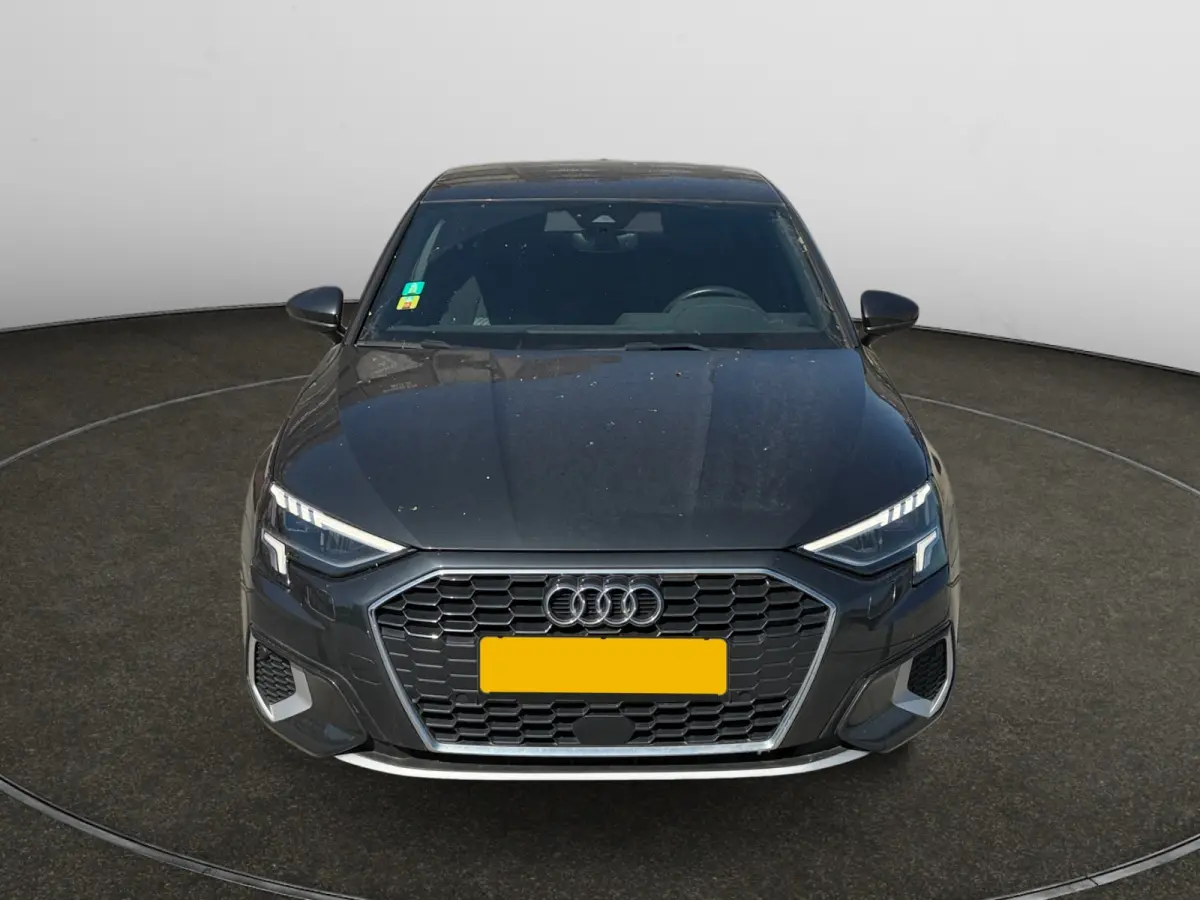 30 TFSI Business edition Carplay, Android Auto, Led Matrix, Sport Interieur, Privacy Glass