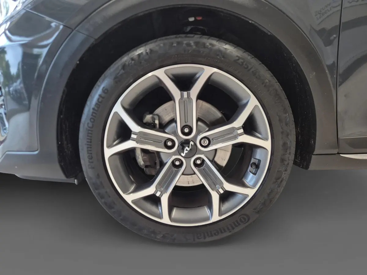 1.5 T-GDI MHEV DynamicLine | Cruise Control | Climate Control | Camera | Navigatie | 18 Inch Velgen |